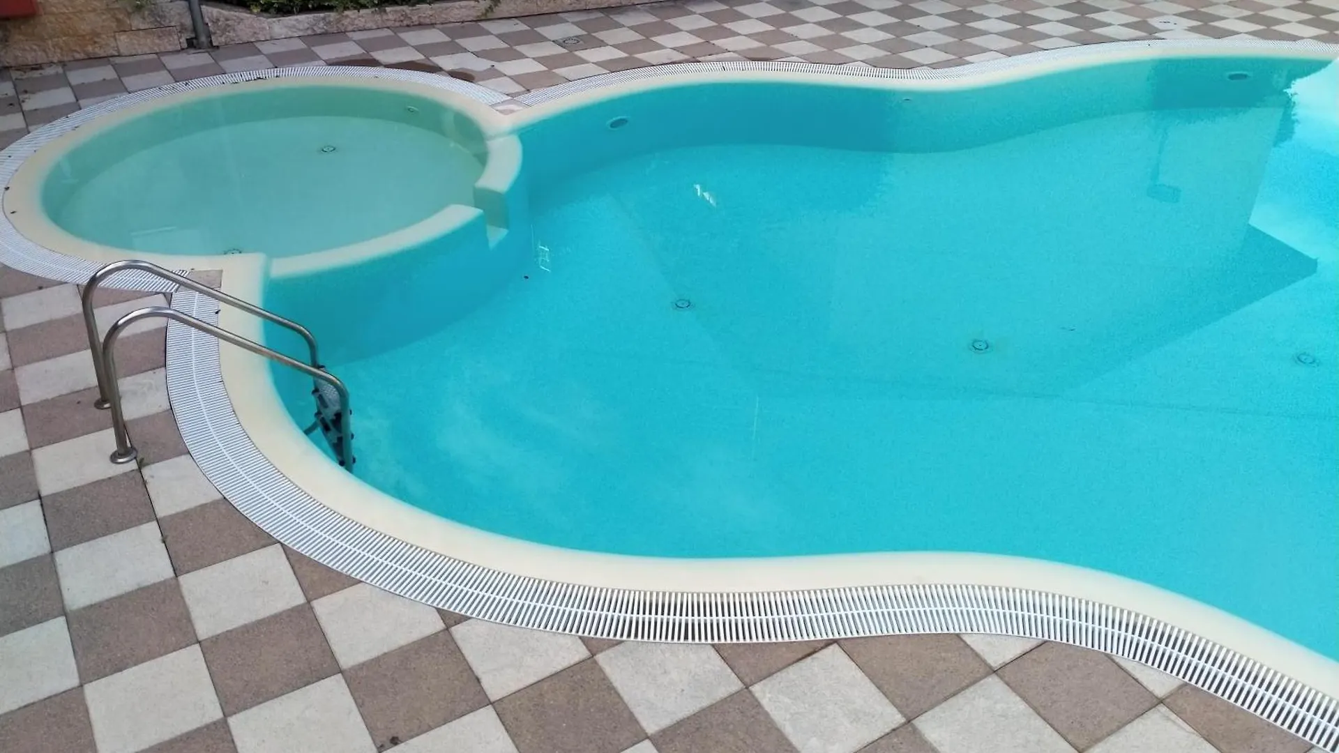 Holiday home Villa Paola Relax Cola